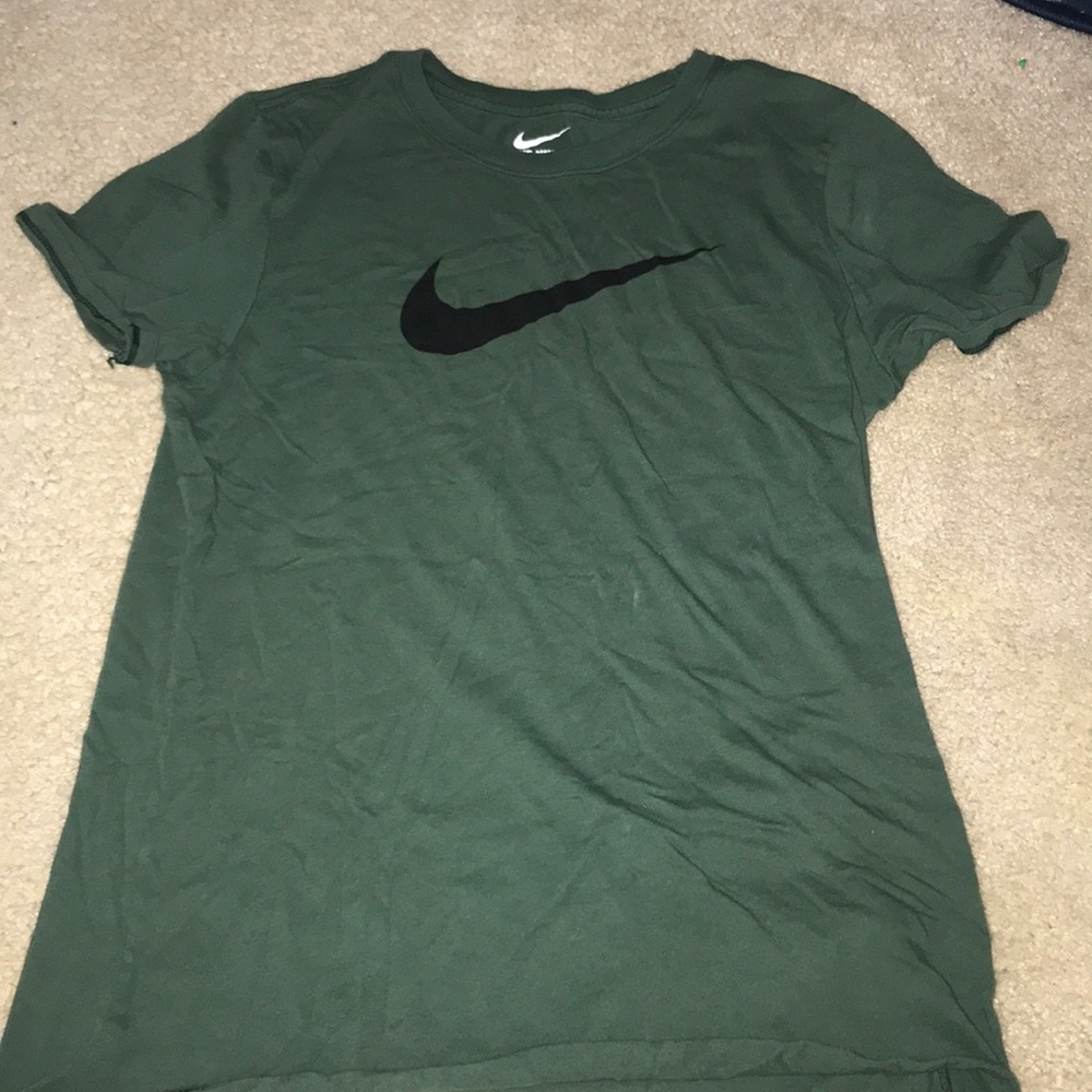 DARK GREEN NIKE SHORT SLEEVE SHIRT